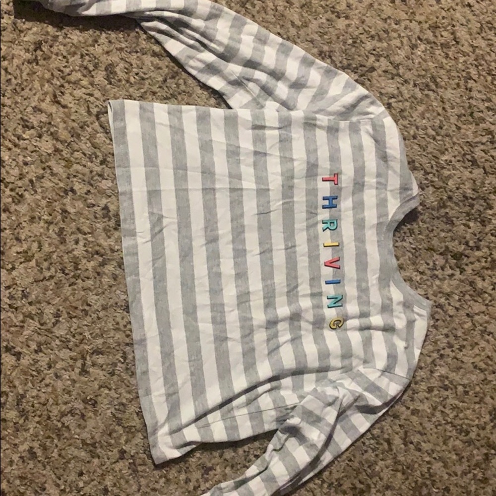 Grey and white thriving shirt